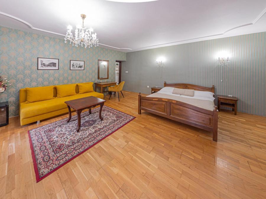 Hotel Salamander - Garni Banská Štiavnica Esterno foto