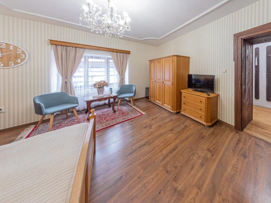 Hotel Salamander - Garni Banská Štiavnica Esterno foto