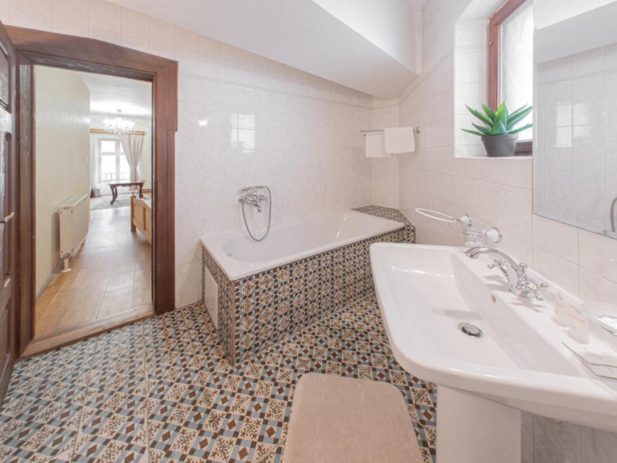 Hotel Salamander - Garni Banská Štiavnica Esterno foto