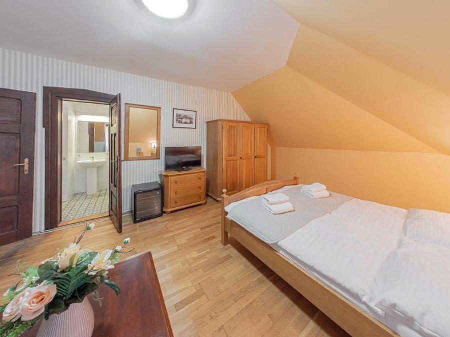 Hotel Salamander - Garni Banská Štiavnica Esterno foto