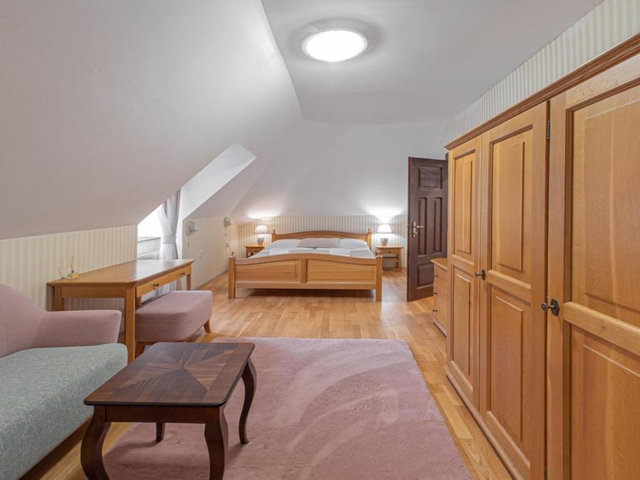 Hotel Salamander - Garni Banská Štiavnica Esterno foto